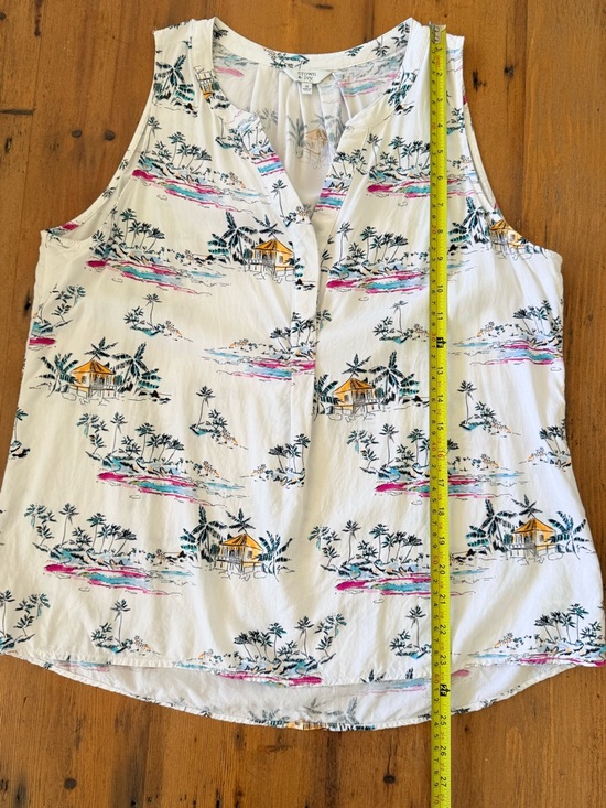 Crown & Ivy Tropical Print Sleeveless Blouse Medium Beach Resort Tank Top - Picture 7 of 8